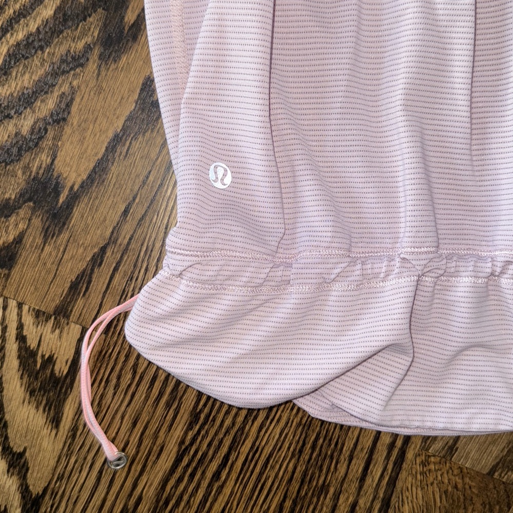 Lululemon pink tank with built-in sports bra. Tightens at the bottom Size 6 - Picture 5 of 8